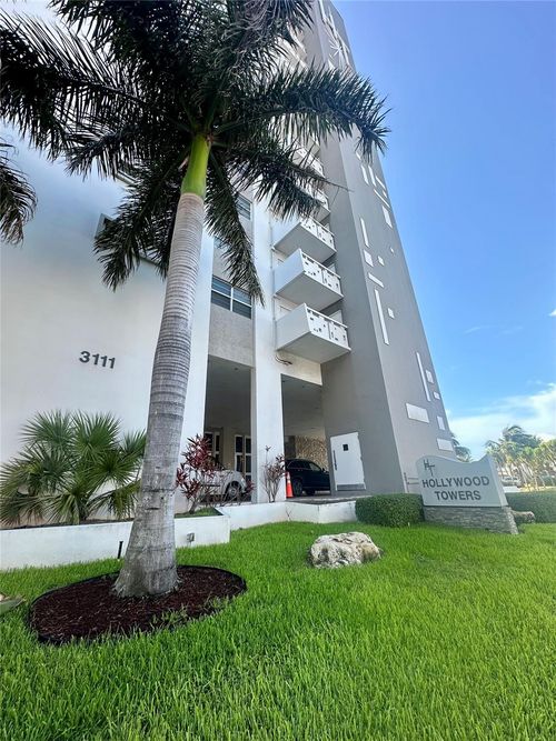 apt-1502-3111 N Ocean Dr, Hollywood, FL, 33019-3748 | Card Image