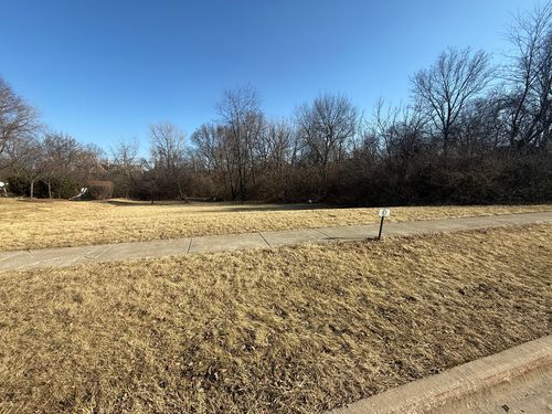21405 Woodland Way, Shorewood, IL, 60404-8252 | Card Image