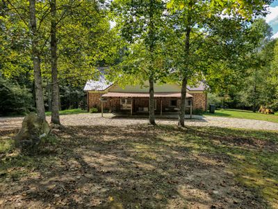 1316 Calvary Ridge Road, House other with 4 bedrooms, 2 bathrooms and null parking in Yosemite KY | Image 3