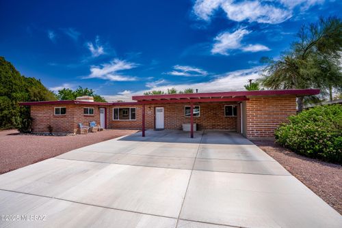 6910 E Calle Canis, Tucson, AZ, 85710-5421 | Card Image