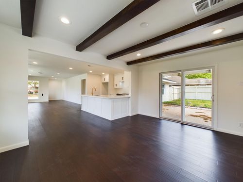 2231 Latexo Dr, Houston, TX, 77018-1716 | Card Image