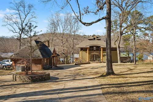 300 Fisher Hollow Rd, Guntersville, AL, 35976-7671 | Card Image