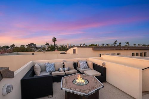 438 H, Coronado, CA, 92118 | Card Image