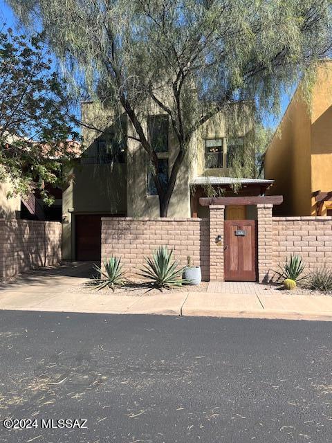 Castlefield Cir, Tucson, AZ 85704