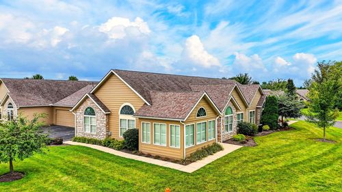 1639 Crossing Blvd, Circleville, OH, 43113-8818 | Card Image