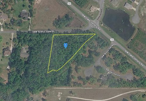 200 Nw Scenic Lake Dr, Lake City, FL, 32055-8579 | Card Image