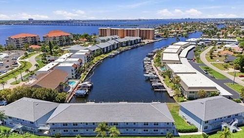 1f-4211 Se 19th Pl, Cape Coral, FL, 33904-5452 | Card Image