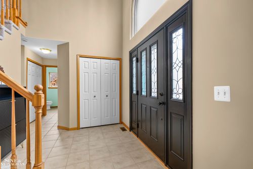 29167 Rachid Ln, Chesterfield, MI, 48047-6033 | Card Image