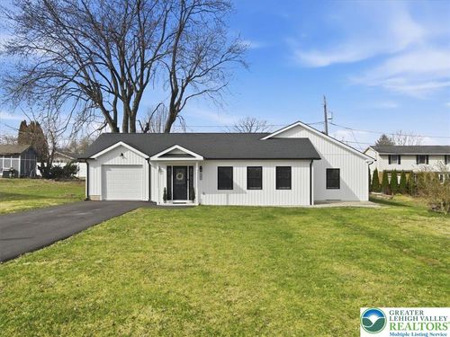 1647 4th St, BETHLEHEM, PA, 18020-6514 | Card Image