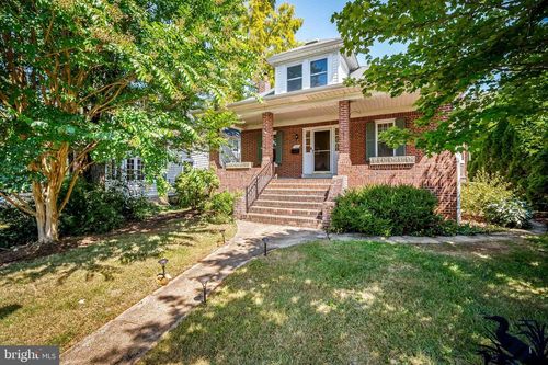 5609 Woodcrest Ave, BALTIMORE, MD, 21215-4027 | Card Image