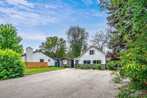 2613 N Woody Dr, Boise, ID, 83703-4858 | Card Image