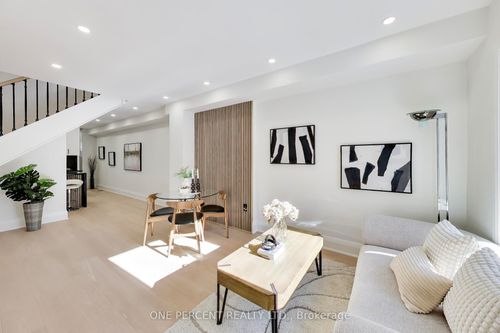 756 Richmond St W, Toronto, ON, M6J1C5 | Card Image