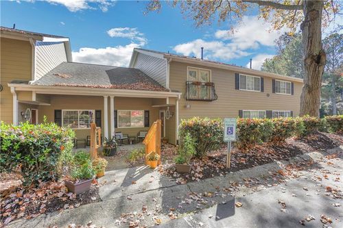 2006-1468 Briarwood Rd Ne, Brookhaven, GA, 30319-5746 | Card Image