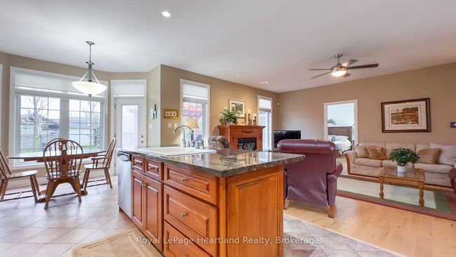 81187 Pfrimmer Rd, House other with 3 bedrooms, 3 bathrooms and 4 parking in Goderich ON | Image 14