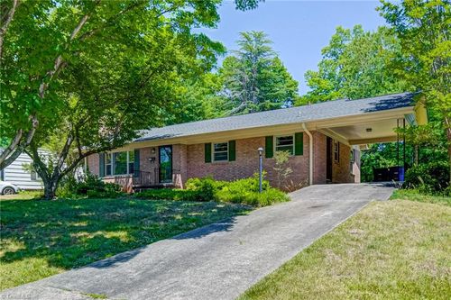 465 Pennsylvania Avenue, Winston-Salem, NC, 27104 | Card Image