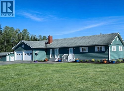 100 Mcelroy Rd, Beechwood, NB, E7J1Y7 | Card Image