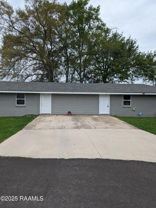 318 Auburn Dr, Carencro, LA, 70520-3807 | Card Image