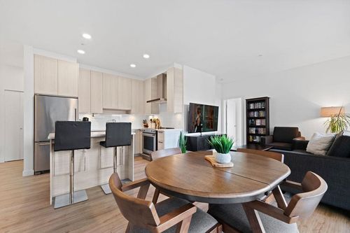 404-7133 14th Ave, Burnaby, BC, V3N0H5 | Card Image