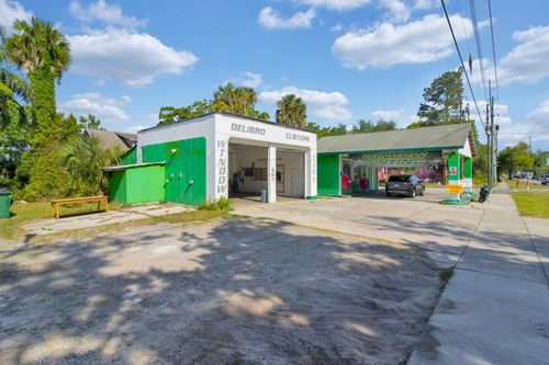 400 S Grove St, EUSTIS, FL, 32726-4819 | Card Image
