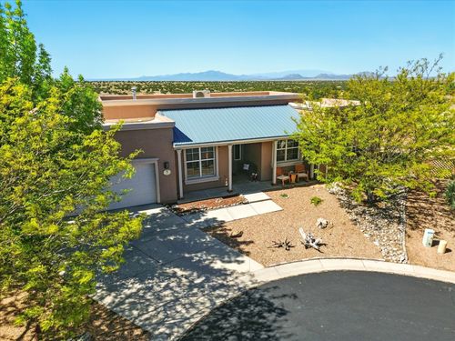 4 Sierra Grande Rd, Santa Fe, NM, 87508-1406 | Card Image