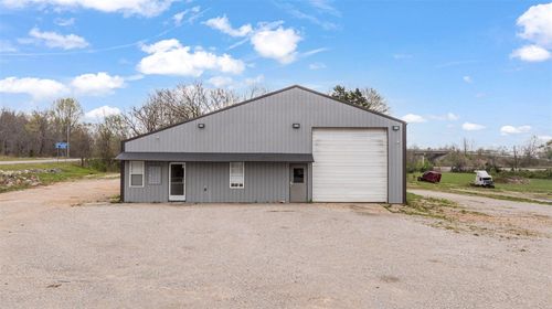 23663 Louisville Rd, Park City, KY, 42160-9505 | Card Image