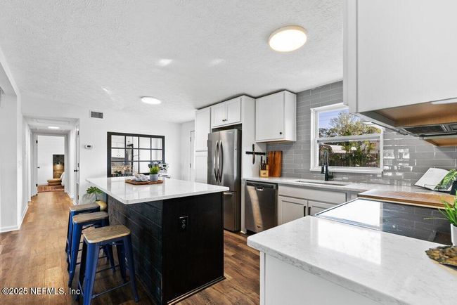 451 Sargo Rd, House other with 3 bedrooms, 2 bathrooms and null parking in ATLANTIC BEACH FL | Image 7