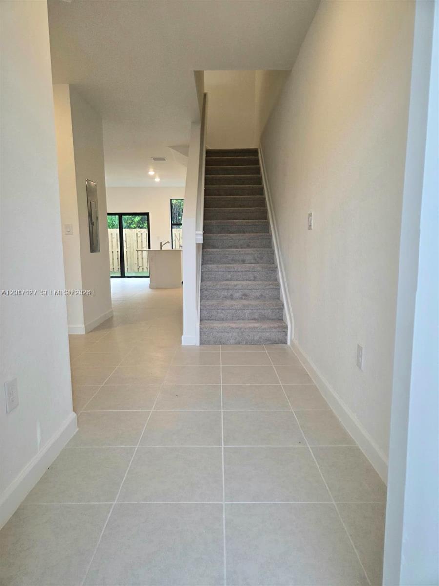Residential Lease in Miami 3