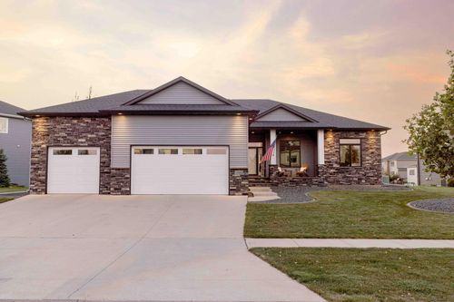 3644 6th St E, West Fargo, ND, 58078-5437 | Card Image