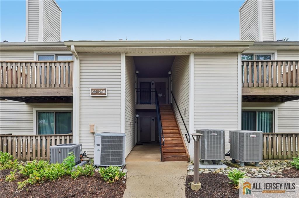 Residential in Plainsboro