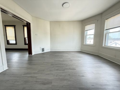 3-405 Ferry St, Malden, MA, 02148-7808 | Card Image