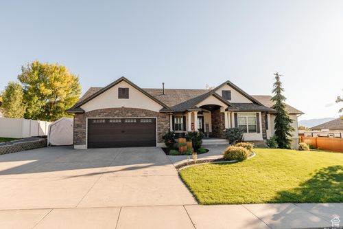 160 E 600 N, Millville, UT, 84326-7714 | Card Image