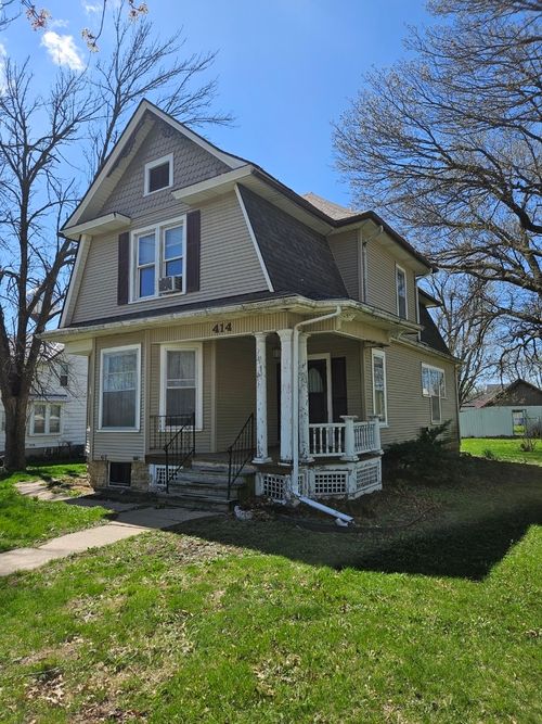 414 6th Avenue, Clarence, IA, 52216 | Card Image