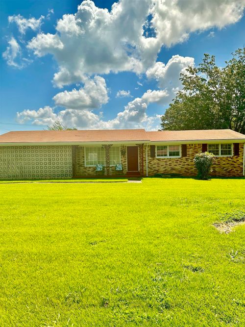 710 N High St, Tuscumbia, AL, 35674-1300 | Card Image