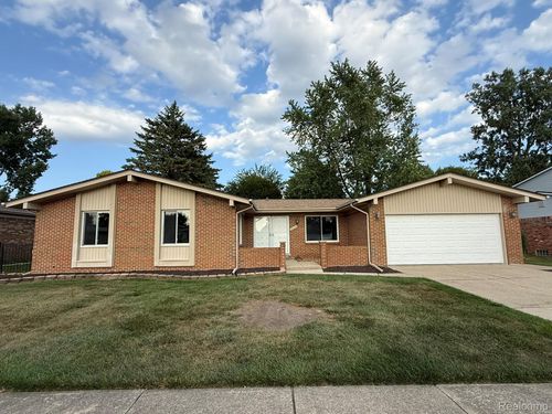 39232 Donahue Drive, Clinton Charter Township, MI, 48038 | Card Image