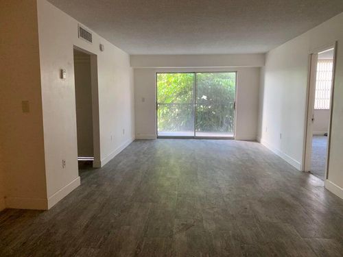 apt-216d-1250 Ne 125th St, North Miami, FL, 33161-5945 | Card Image