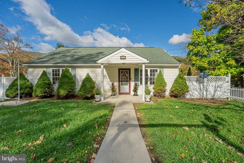 10717 Cash Valley Rd Nw, CUMBERLAND, MD, 21502-6046 | Card Image