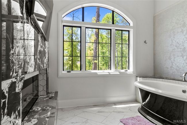 14946 Edgewater Dr, House other with 6 bedrooms, 7 bathrooms and null parking in Northport AL | Image 27