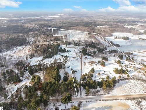 21579 170th Ave, Tustin, MI, 49688-8191 | Card Image