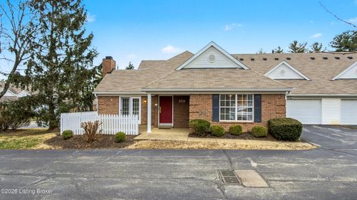 8301 Bellis Way, Lyndon, KY, 40242-4504 | Card Image