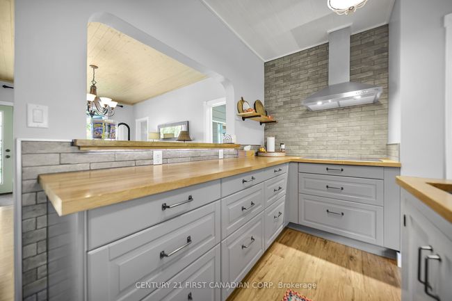24631 Stalker Line, House other with 3 bedrooms, 2 bathrooms and 10 parking in West Elgin ON | Image 14