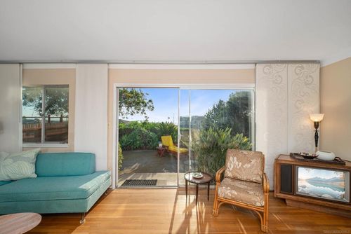 2244 Penrose St, San Diego, CA, 92110-2351 | Card Image