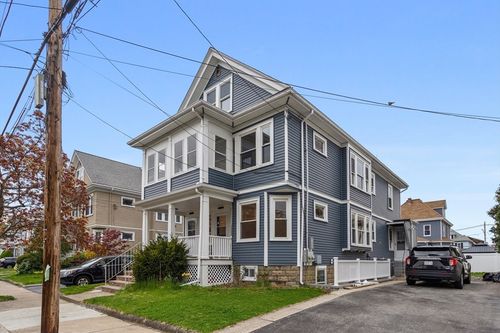 35-35 Farragut Ave, Medford, MA, 02155-4011 | Card Image