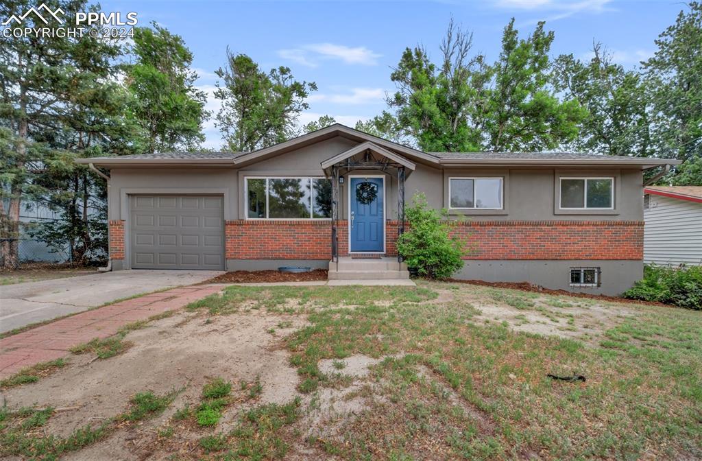 Dunsmere St, Colorado Springs, CO 80909