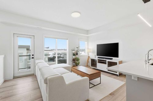 162 Spring Creek Common Sw, Calgary, AB, T3H6E2 | Card Image