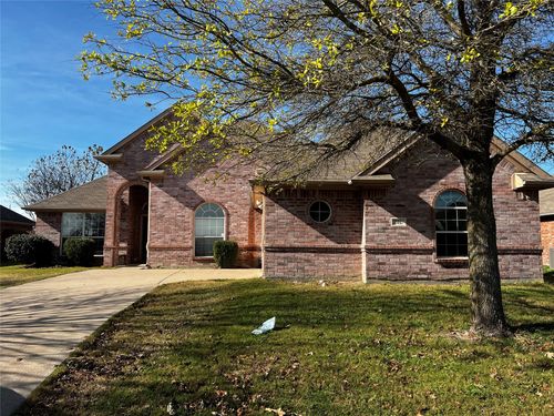 701 Branchwood Dr, Midlothian, TX, 76065-6997 | Card Image