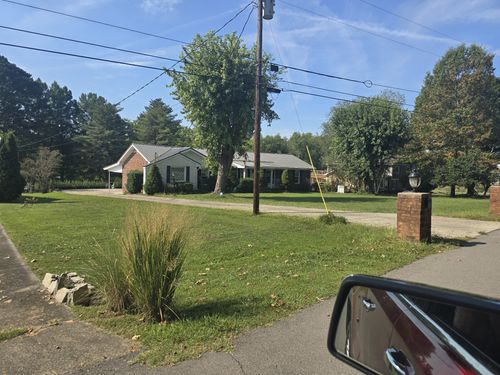 550 Drifting Cir W, Lebanon, TN, 37087-7555 | Card Image