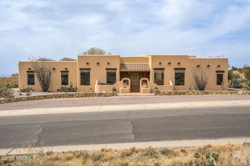 4990 Cripple Creek Rd, Las Cruces, NM, 88011-8305 | Card Image