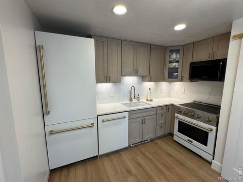 3237 Redstone Rd, Boulder, CO, 80305-7178 | Card Image