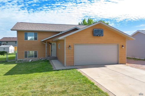 5012 Williams St, RAPID CITY, SD, 57703-6495 | Card Image