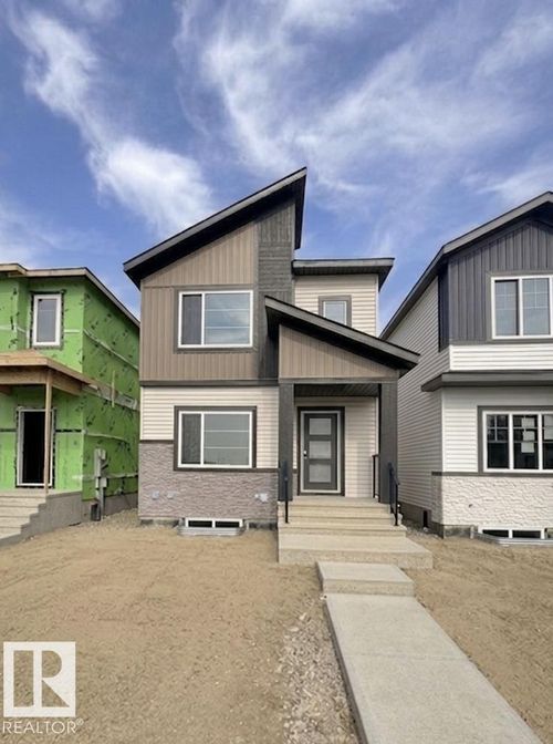 1519 211 St Nw, Edmonton, AB, T6M3H1 | Card Image
